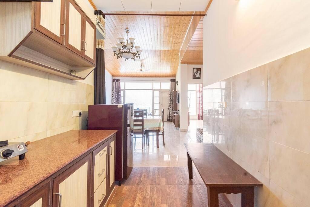 Kasauli Edge Apt With Balcony Экстерьер фото