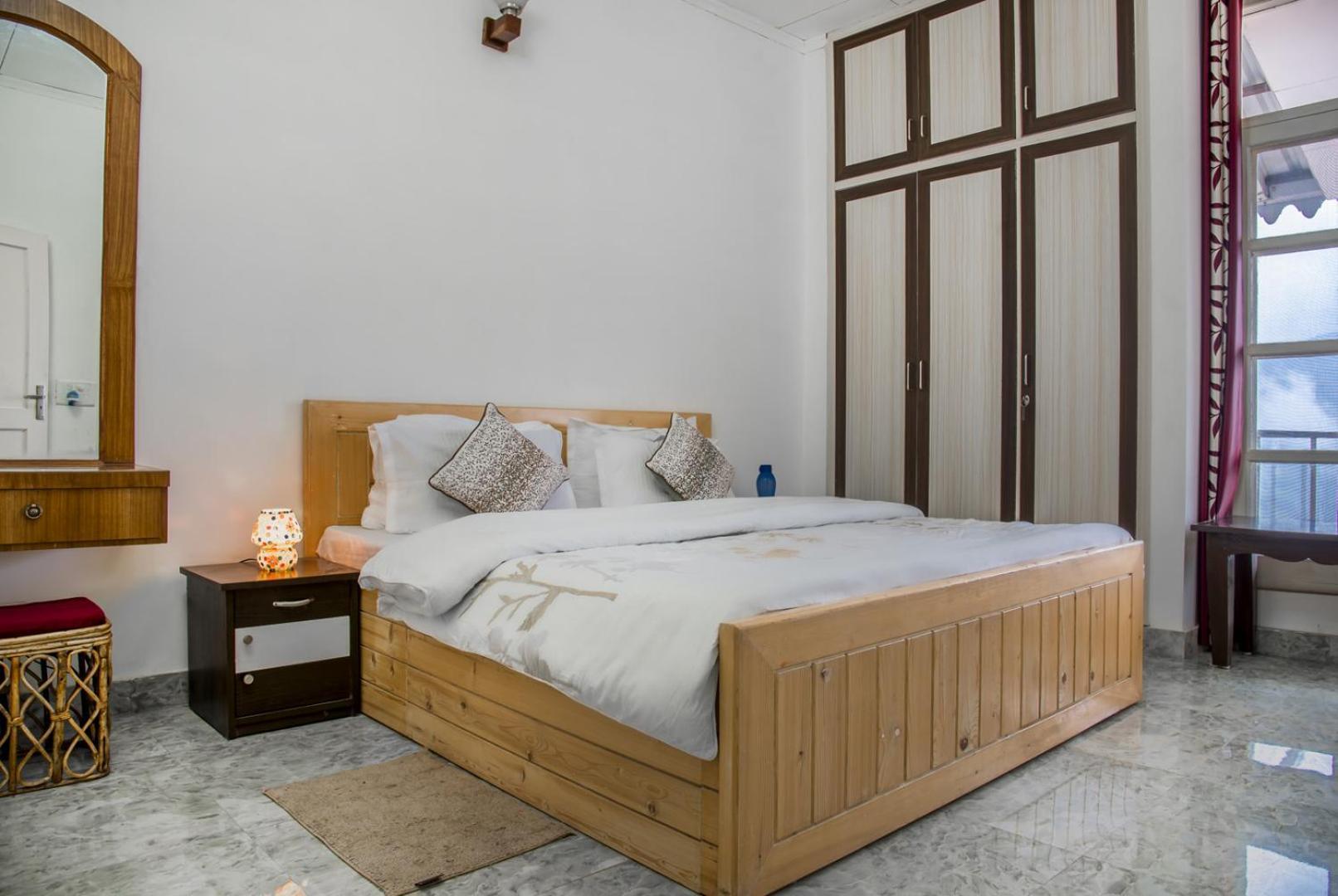 Kasauli Edge Apt With Balcony Экстерьер фото